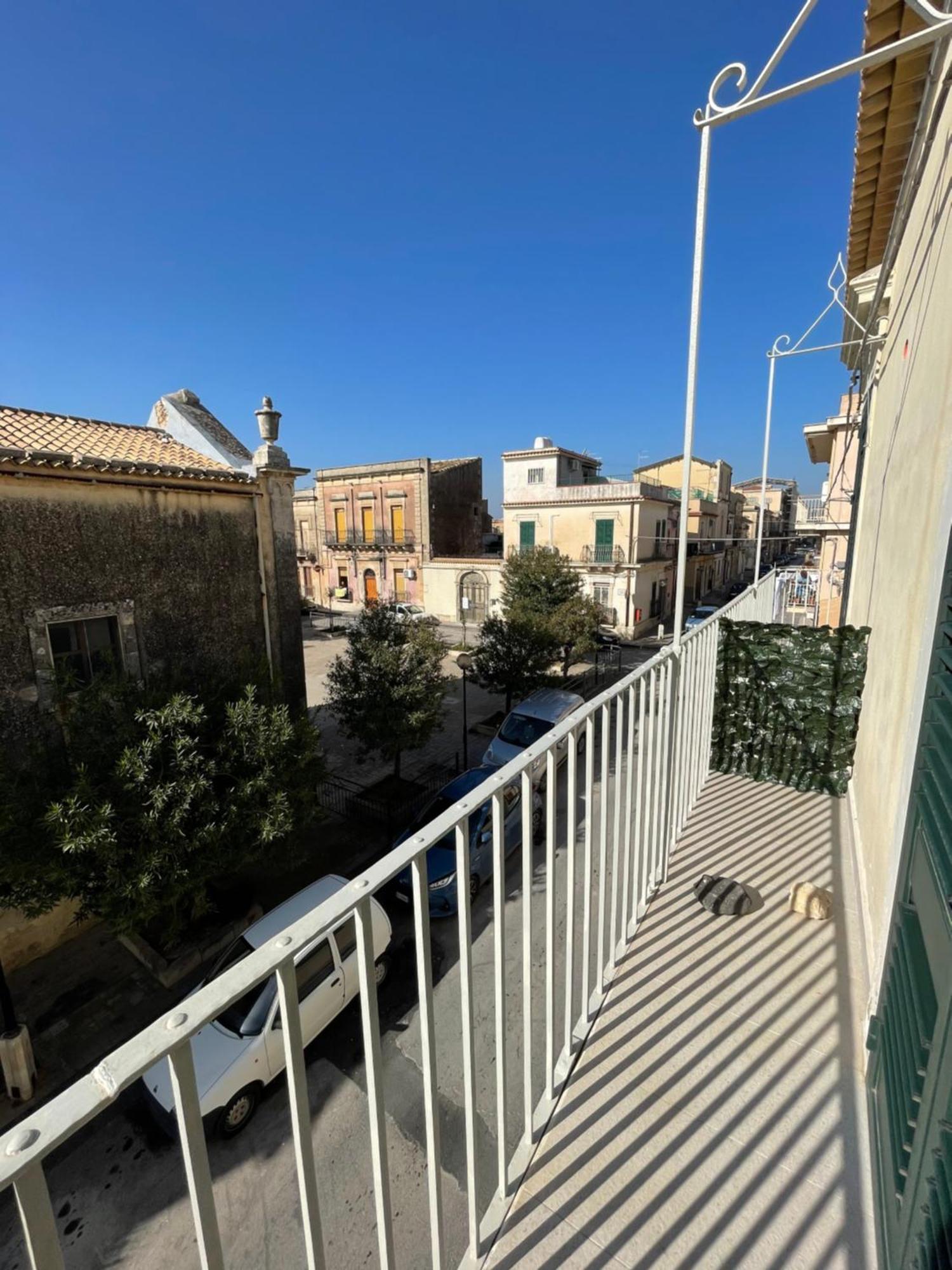 فندق Casa Crispi نوتو المظهر الخارجي الصورة